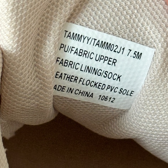 NEW WOMEN TENNIS SHOES - Picture 5 of 5